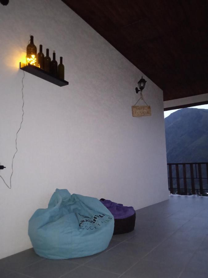 Elsada Hotell Kazbegi Eksteriør bilde